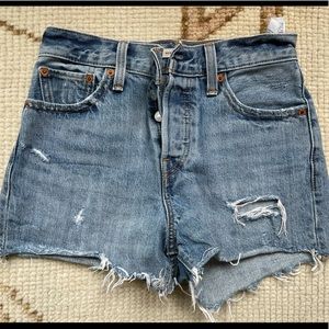 LEVIS 501 Wedgie Short- lightly worn/ Size 25